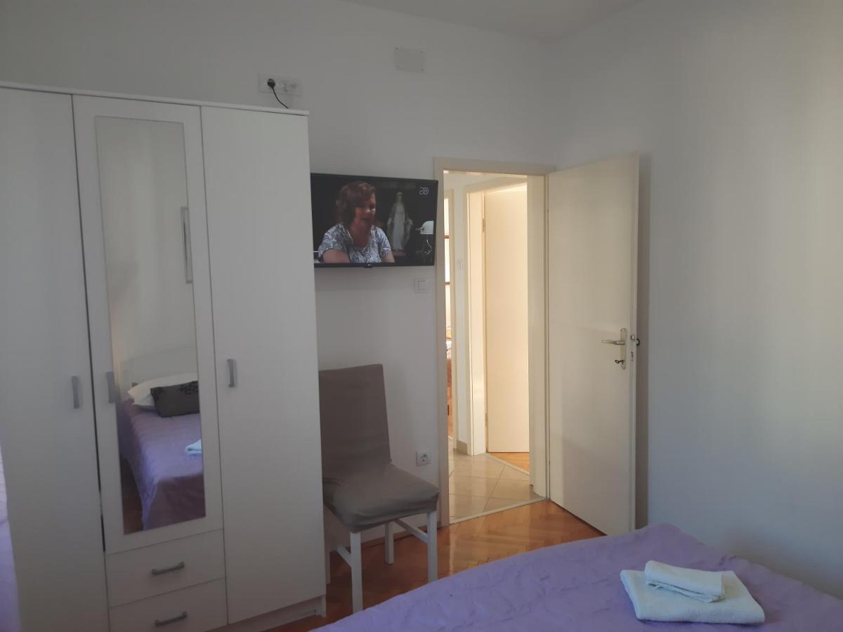 Apartments Villa Beba Komiza Ngoại thất bức ảnh
